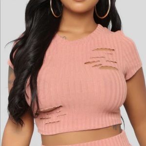Fashion Nova cut out/distressed crop top